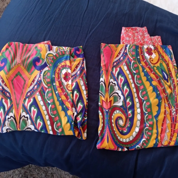 Win Win Apparel Women's Active Wear Leggings Relax Fit - Size Small - - Picture 3 of 3